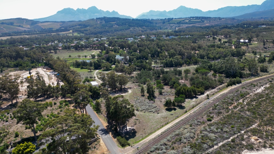 0 Bedroom Property for Sale in Sir Lowrys Pass Village Western Cape
